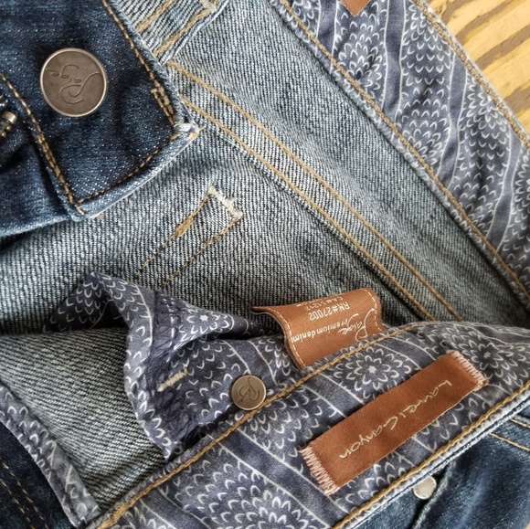 Paige Laurel Canyon - Picture 4 of 6